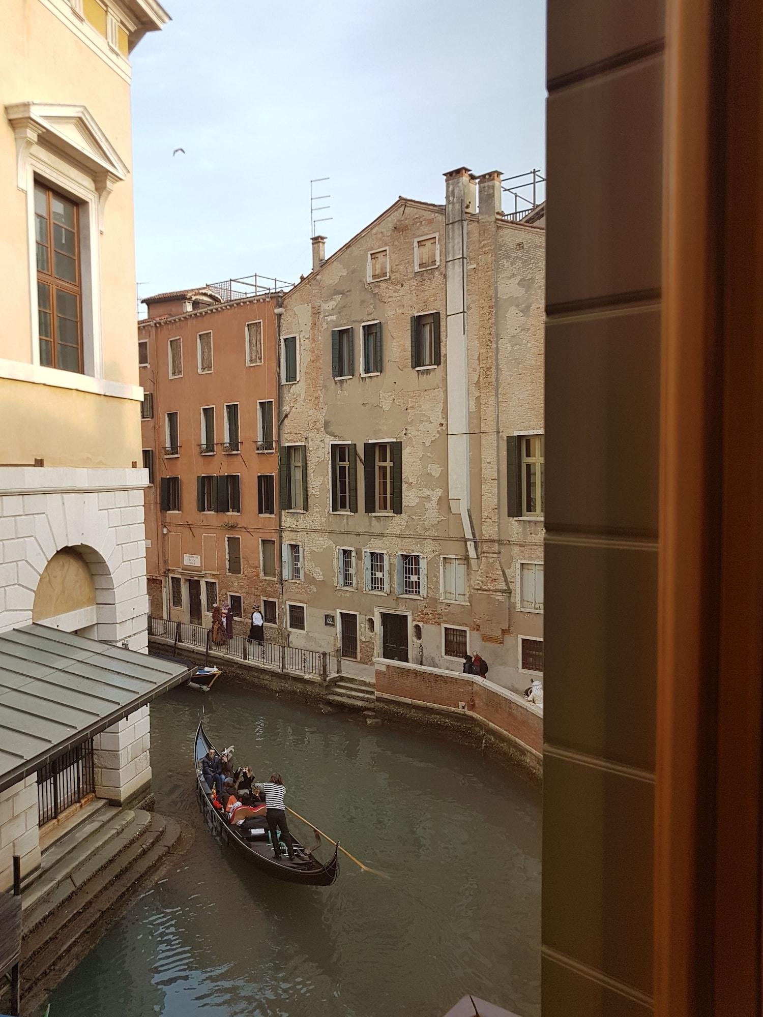 Ad Place Venedig Exteriör bild
